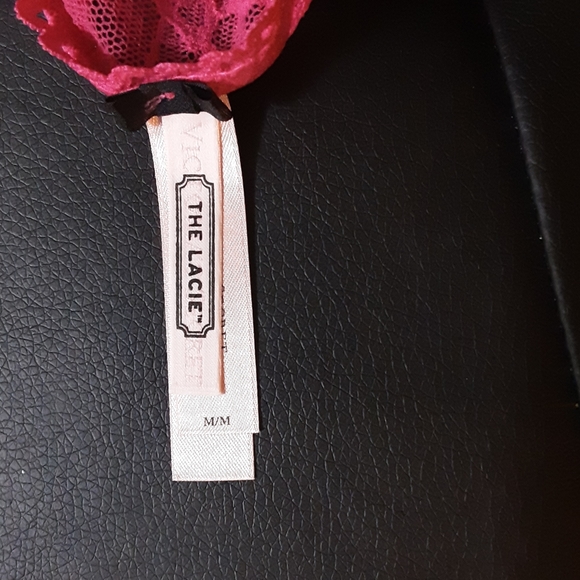 NWOT VICTORIAS SECRET LACE BODYSUIT MEDIUM - Picture 5 of 5